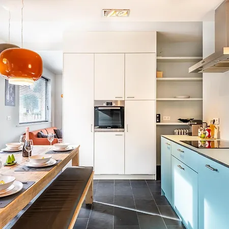 Apartment In Near The Beach, Cleaning Included *